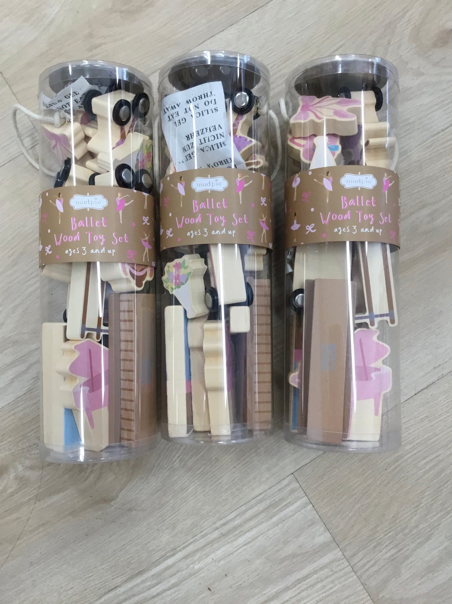 Ballet wood toy set