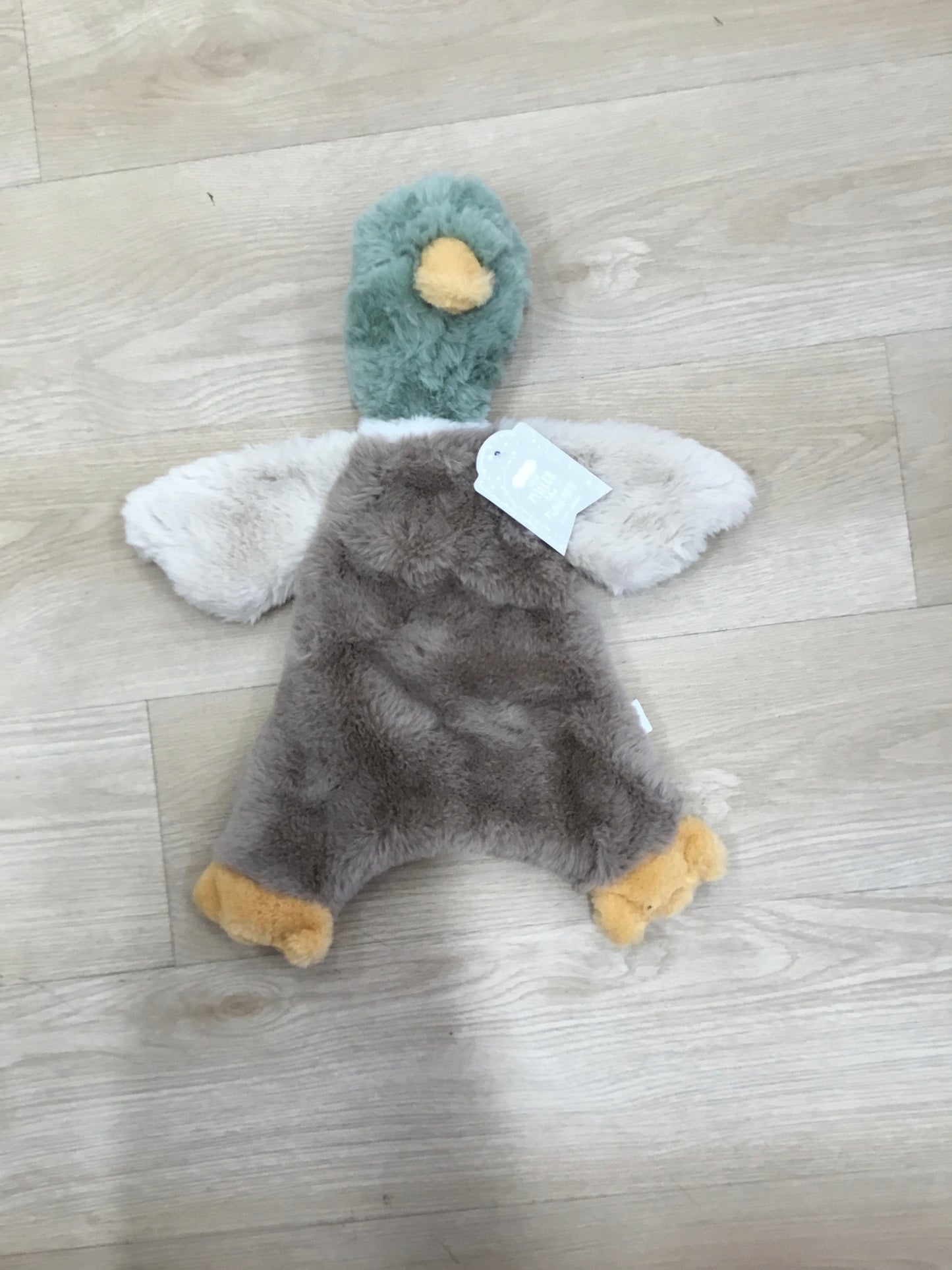 Duck plushie