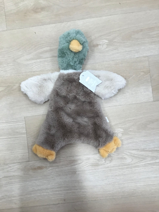 Duck plushie
